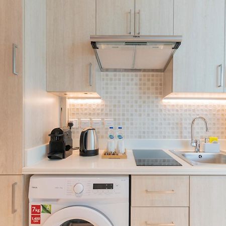 Studio With Pool And Private Beach Access On Palm Jumeirah Dubaj Zewnętrze zdjęcie
